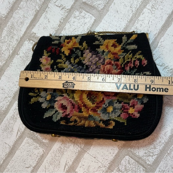 Vintage Tapestry Purse Handbag Black Floral Chain Handle Coin Purse - Picture 11 of 12